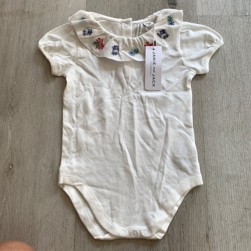 Janie and Jack Baby Girls Cream Embroidered Ruffle Collar Bodysuit 12-18 Months